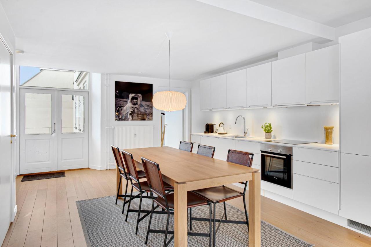 Sanders Monarch - Charming One-Bedroom Apartment With Two Balconies Kodaň Exteriér fotografie